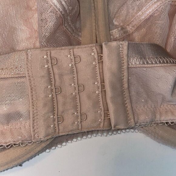 Wacoal | Retro Chic Full-Figure Underwire Bra Sz 38DD Beige/Nude Sheer - Picture 8 of 9
